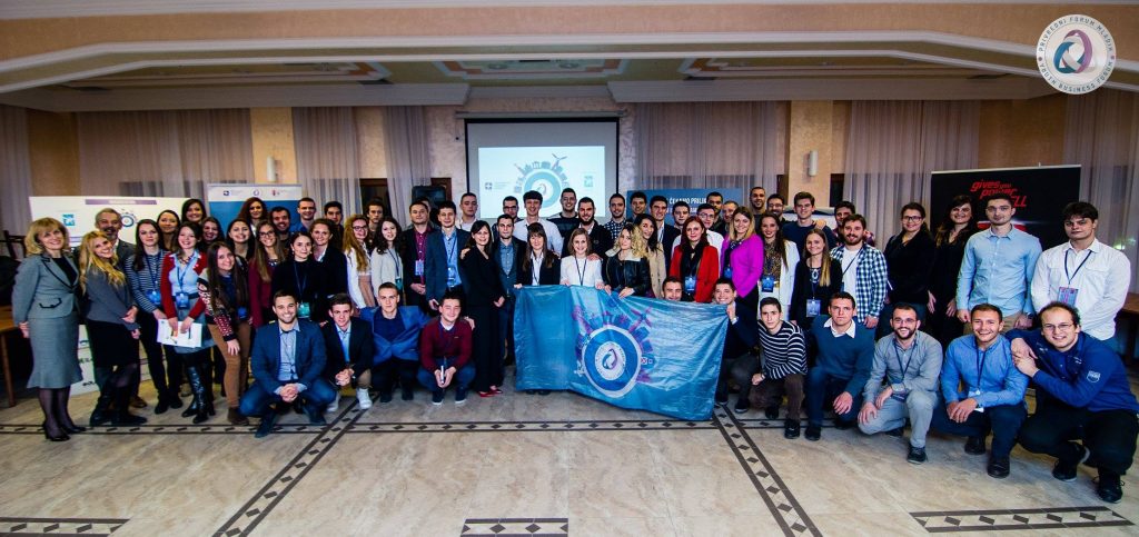 Privredni forum mladih učesnici
